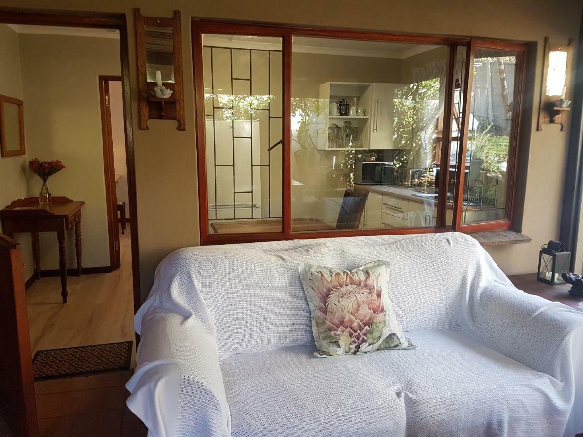 Protea Cottage George Exterior photo